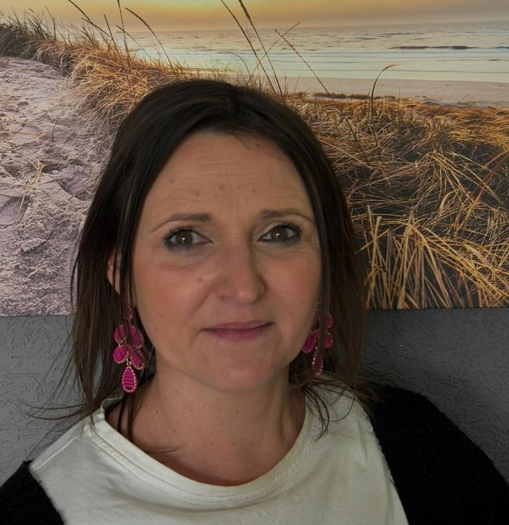 Frau Mirijam Weßing