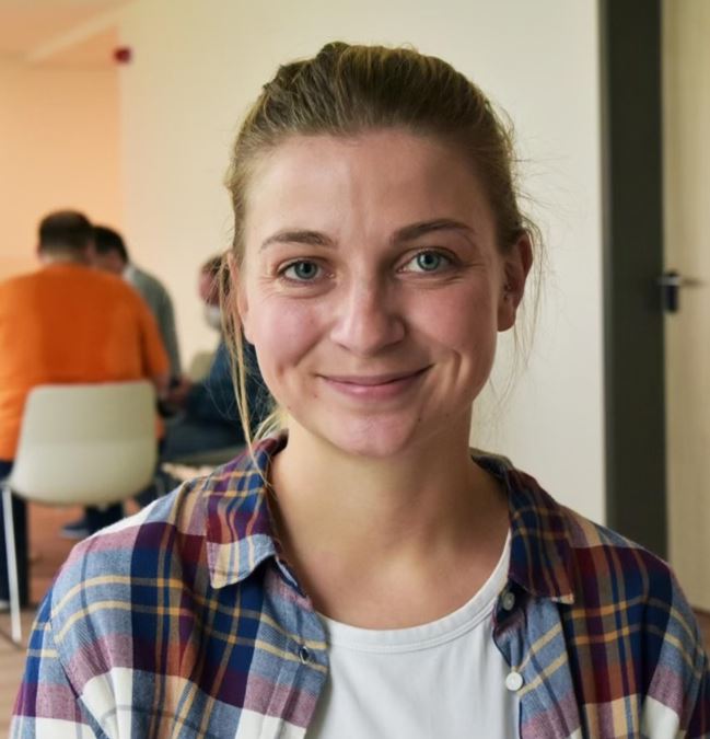 Frau Karin Maidhof